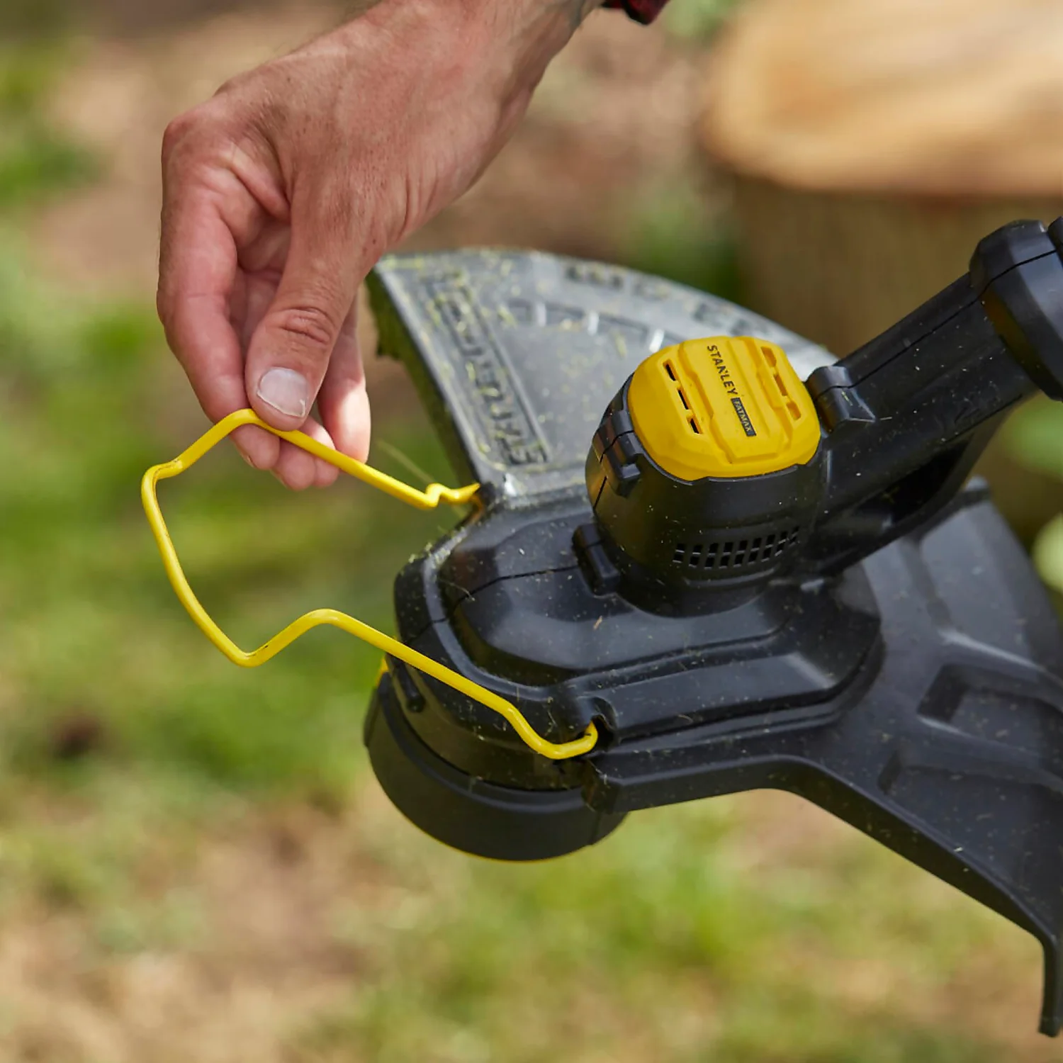 STANLEY FATMAX V20 18V Cordless 33Cm String Trimmer (Sfmcst933M1-Gb) STANLEY FATMAX V20 18V Cordless 33Cm String Trimmer (Sfmcst933M1-Gb) -Deals Furniture Store 12882301 1304843589143551